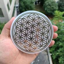 1 件天然水晶 6 厘米/8 厘米/10 厘米透石膏片板金色生命之花金色图案盘圆形家居装饰 - Flower Selenite Slice - 查看 9