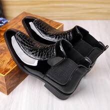 Men's Fashionable Business Chelsea Boots With Pressed Crocodile Texture Design, Elastic Band Ankle Dress Boots, Business Party Pointed Low Heel Fashion Footwear - 黑色 - 查看 2