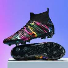 足球鞋，男女通用碎钉足球训练鞋，低帮户外团队运动鞋，适用于人造草坪、硬地及室内训练场。专业大码足球鞋，前系带防滑耐磨橡胶鞋底，AG钉足球鞋，轻质高性能防滑设计专业足球鞋。 - 黑色 - 查看 3