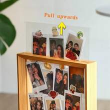 1个木质双面相框 - 可放置于桌面或悬挂于墙面，配有亚克力面板，适合放置照片和植物标本 - 天然木材和胡桃木贴面，简约装饰 - 节日礼物、毕业纪念品、书架装饰、秋季家居点缀、送给她的生日礼物 - 彩色 - 查看 2