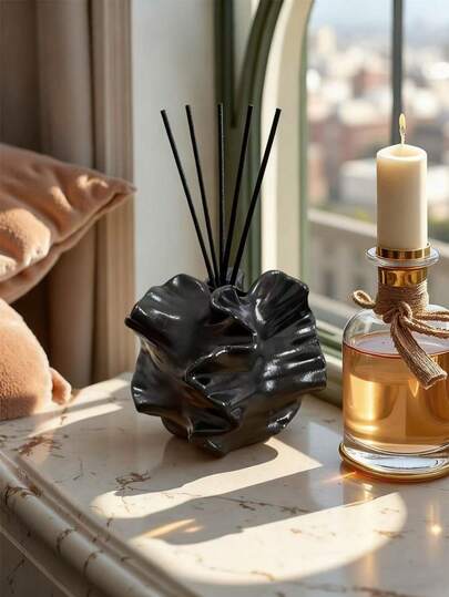 1个优雅花瓣形藤编香薰瓶，高端家居香氛容器，适合房间装饰，独特的精油装饰瓶，奢华香薰机，卧室、客厅、办公室的理想之选。