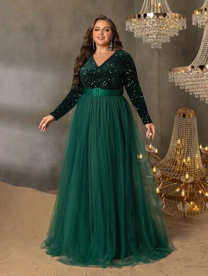 This Plus Size Formal Evening Gown Features An Elegant V-Neck Design, A Flowing A-Line Chiffon Dress, And A Wide Waistband To Accentuate The Waistline. The Long Sleeves Are Adorned With Sequins, And The Slim Fit And Floor-Length Dress Exude A Sophisticated And Regal Aura. This Dress Is The Perfect Choice For Attending Black-Tie Galas, Wedding Guest Ceremonies, Formal Receptions, Red Carpet Events, And Opera Nights.