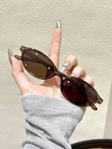 一副透明棕色椭圆形PC镜框休闲眼镜，适合日常佩戴 - 彩色 - 查看 2