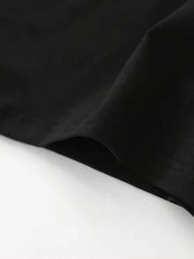 Una camiseta de mujer de estilo casual, de corte holgado, con cuello redondo y estampado floral de manga corta - Negro 2 - Ver 5