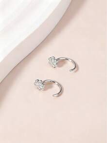 18K镀金可爱花朵鼻环20G-C形花朵镶嵌锆石鼻钉/鼻孔饰品适合日常佩戴小鼻环 - 多款式 - 查看 4