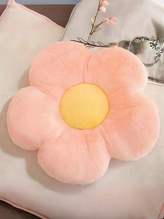 Romantic Daisy-Shaped Floor Pillow Perfect For Teens, Adults, Valentine's Day, Birthdays, Or As A Cozy Reading Cushion For Comfortable Lounging. Ideal As An Office Cushion, Sofa Throw Pillow, Or Gift For Any Occasion.