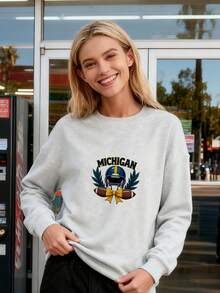 Michigan Football Hoodless Sweatshirt, Michigan, College Game Day Hoodless Sweatshirt, Michigan Bow Hoodless Sweatshirt, Michigan Coquette, Michigan College Hoodless Sweatshirt - 灰色 - 查看 1