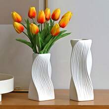 1pc Modern Twisted Stripe Plastic Vase - Elegant White Design For Fresh Or Dried Flowers, Modern Home Decor, Flower Arrangement Vase | Twisted Pattern Vase | Smooth Finish Vase, Vase For Flowers