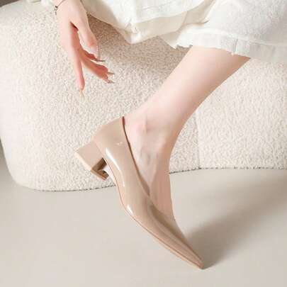 女士尖头小猫跟凉鞋，休闲时尚春夏户外米色优雅正式女士凉鞋