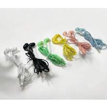 Fone de ouvido colorido com microfone entrada P2 - Som Claro e Confortável - Multicolorido - Visão 11