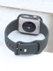 2 in 1 compatibile con cinturini e custodie per Apple Watch da 40mm, 41mm, 42mm, 44mm, 45mm, 46mm e 49mm. Caratteristiche: cinturino in morbido e confortevole silicone sportivo e custodia 2 in 1 in PC rigido resistente agli urti e ai graffi e vetro temperato. Adatto per modelli Ultra/11/10/9/8/7/6/5/4/SE. Design unisex. Vestibilità perfetta e feedback tattile. - Grigio spazio - Visualizzare 4