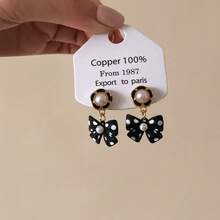 1 对时尚优雅蝴蝶结花朵耳环 - 黑色 - 查看 3