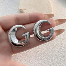 2 件复古小众优雅 G 字母几何耳钉，极简主义夸张耳钉 - G字母幾何耳釘 - 查看 6