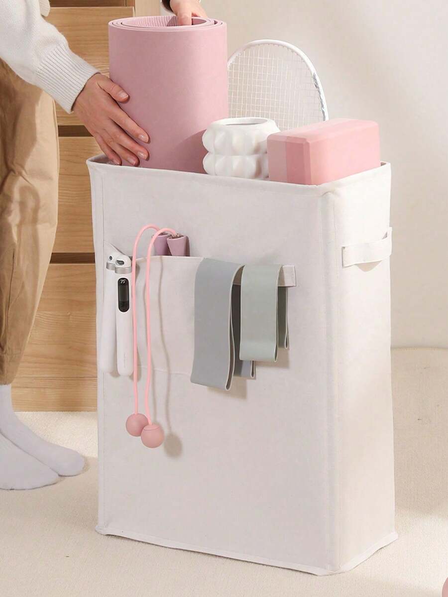 大容量布艺健身器材收纳盒：瑜伽垫收纳袋，带口袋，可折叠健身装备收纳袋，适用于阻力带、水瓶、网球拍和瑜伽砖 - 耐用可折叠运动收纳盒，是家庭健身房/卧室/衣柜的理想之选，中性时尚帆布材质，易于清洁。 - 白色 - 查看 1