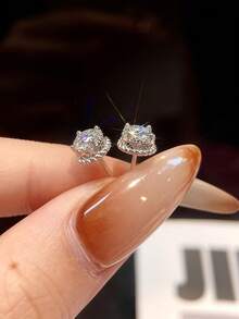 1 Pair 0.5 Carat 4-Prong Twisted Crown Moissanite Stud Earrings, 925 Sterling Silver, Elegant Engagement Earrings, Bridesmaid Birthday Anniversary Gift, Bridal Wedding Jewelry - Four-claw Moissanite Stud Earrings - View 2