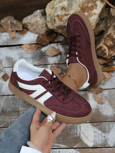 新款休闲运动鞋，时尚百搭仿麂皮系带大码女式运动鞋，学生鞋