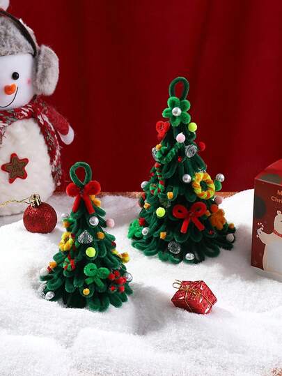 DIY Pipe Cleaner Christmas Tree Craft - Quick To Assemble, Ideal For Christmas Home Decor & Gifting