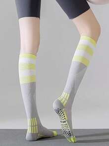 زوج من جوارب رياضية للنساء ذات خصر مرتفع وضغط لتنحيف الساقين، مناسبة للجري والياقة البدنية والرياضات الأخرى مثل اليوغا والدراجات، باللون الرمادي - رمادي - مشاهدة 5