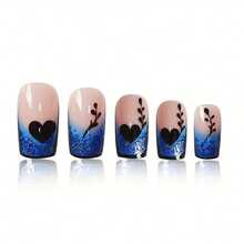 Sweet And Cool High-End Design Floral Heart-Shaped Gradient Blue Edge Decoration - Blue And Nude Splicing Oval Short False Nails - 甜美清涼的指尖 - 查看 5