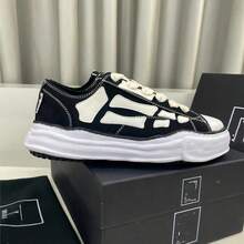 2025 MMY Collaborate With A Renowned Designer Classic Anti-Slip Wear-Resistant Lightweight Low-Top Board Shoes For Male And Female Campus Lovers Black And White - 黑與白 - 查看 6