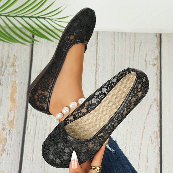 1 Pair Solid Color Hollow Out Flat Sandals For Outdoor Summer