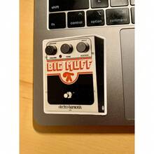 Electro Harmonix Big Muff Pi Fuzz Pedal Premium Vinyl Decal Sticker Guitar Skate - mặc định - Xem 4