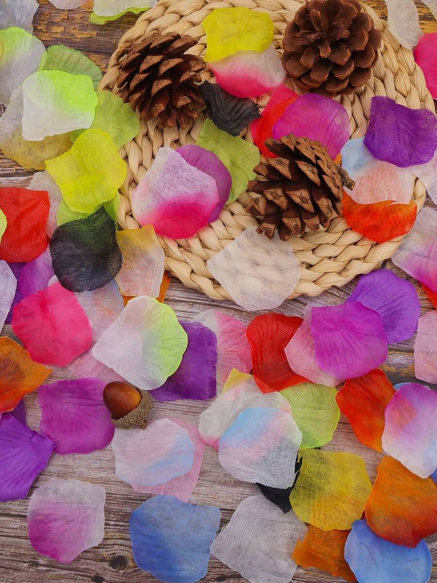 Romantic Style Petal Shaped Delicate Edge Artificial Flower Petals, Multi-Color, Suitable For Wedding Ceremony, Proposal Decoration