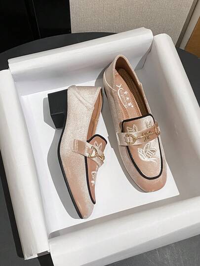 Mengshangli 色块拼接学院风复古粗跟方头高跟鞋，适合办公室派对穿着，四季皆宜