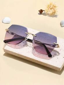 1 para modnych, ekskluzywnych, spersonalizowanych okularów bez makijażu