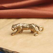 Brass Material Tiger Bronze Sculpture Ornament, Indoor Desktop Decoration, Small Tiger, Antique Bronze Color - 銅虎 - 查看 6