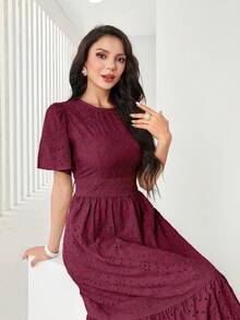 Women's Plain Midi Dress With Lining And Cut-Out Details, Featuring A Round Neckline, Puff Sleeves, Embroidery, And A Gathered Hem. - 中紫紅色 - 查看 5