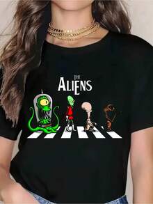 The Aliens Crossing Road T-Shirt - Funny Alien Cartoon Graphic Tee For Men Women, Sci-Fi Comedy Design, Halloween Costume Shirt, Casual Streetwear Top - 黑色 - 查看 1