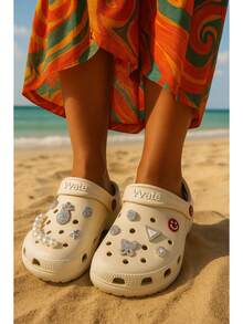 New Release! 100% EVA Babouche Flip Flops With Assorted Pendants Like Butterflies, Pineapples, And Pearls - 米色 - 查看 3