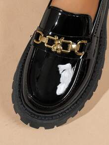 Damen Multifunktionale Lässig Schleife Dekor Metall Kette Dekor Loafer Flache Schuhe, Spiegelmaterial, Retro Elegant Britischer Stil, Komfortable und weiche Oxford Schuhe, Schwarz, Weiß, Braun Glanz, Neuer Stil Frühling/Sommer Herbst/Winter 2025 - Schwarz - Übersicht 6