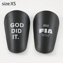 1 par de espinilleras de fútbol con diseño de cruz mini, protectores de pierna para adultos con clip - Espinilleras de fútbol mini gruesas - Adecuadas para todas las temporadas