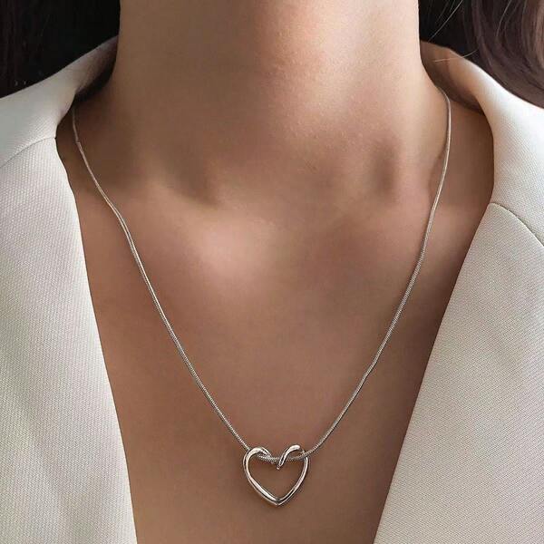 1pc S925 Sterling Silver Heart Pendant Necklace, Women's Minimalist Luxury Style, Low Irritation, Lightweight 3.4g, Clavicle Chain, Suitable For Daily And Party Occasions