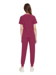 Innovative Taschenkonstruktion! Kasack und Hose mit großen Taschen, rutschfest, leicht zugänglich, praktisch und effizient für Gesundheitsberufe