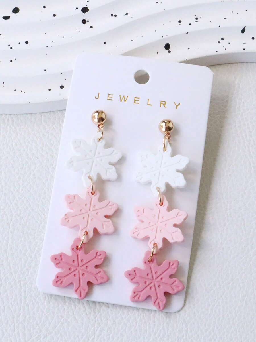 1 par de pendientes de copo de nieve con textura suave tipo arcilla pintada, color rosa, regalo de alta gama para fiestas - Tres copos de nieve consecutivos - Ver 1