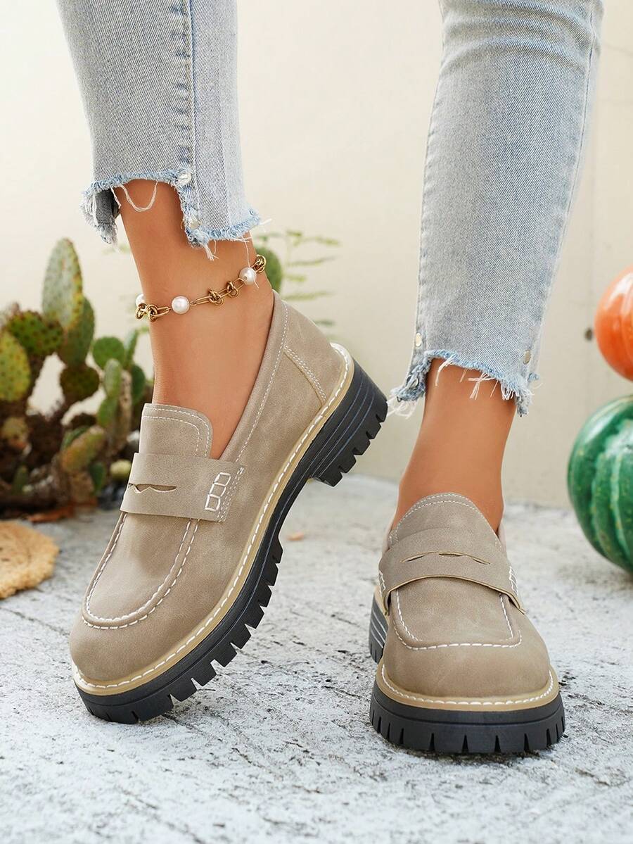 Giày lười đế dày dáng rộng mũi tròn mới mùa Xuân/Hè, giày casual du lịch ngoài trời, kiểu dáng thoải mái, phổ biến, giày cỡ lớn dành cho sinh viên. Vui lòng đặt size lớn hơn 0.5 size dựa trên chiều dài chân thực tế.