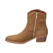 XTI | XTI 女款高跟踝靴 – 駝色鄉村踝靴 – 側拉鍊牛仔靴 – 舒適中跟 – 百搭可組合 – 時尚 – 型號 142039 - 駝色 - 查看 4