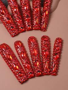 CrystalHola Unhas de Natal 10 peças unhas postiças artesanais, unhas postiças, unhas francesas, unhas extra longas com cobertura total e strass vermelho, unhas com glitter para festas, unhas luxuosas com luzes Y2K, adequadas para festas de festivais de música e uso diário, outono e inverno, um bom presente para meninas e mulheres, unhas de Halloween