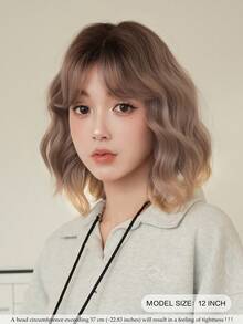 NAMM 12 Inch Short Curly Wigs For Women - Modest Fashion Wave Wig Curtain With Bangs, Ombre Rose-Golden ,Dark Roots Soft Silky Heat-Resistant Synthetic Fiber Wigs For Daily Use, Perfect For Holidays Music Festivals Celebrations-Sakura Celebrations Glam & Party Street Wear Photography Use - 漸層 - 查看 2