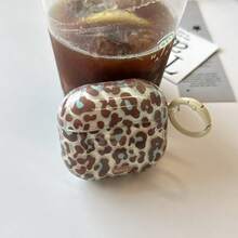 扎染蓝色豹纹软壳，适用于 Apple Pro 3、4 无线蓝牙耳机 - 多色 - 查看 3