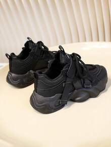 2025春季新款休闲儿童运动鞋，轻便时尚厚底厚底运动鞋，适合男孩和女孩 - 黑色 - 查看 4