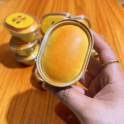 慢回弹奶油芝士蛋糕挤压玩具，柔软粘手，创意减压小礼物，适合送给朋友和家人