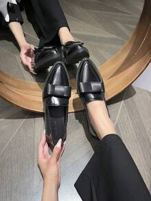 Thick Sole Slip-On Loafers With Cute Bow Tie, Retro British Style Leather Shoes, Soft Bottom Casual Shoes For Women, Preppy College/Office Wear, Suitable For Spring, Summer, Autumn, Winter, Size 34-42