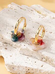 3 pares de pendientes de trébol de cuatro hojas coloridos y lindos de moda