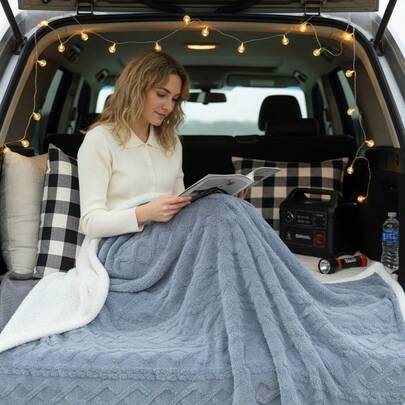 35"X55" Thick & Warm Camping Blanket, Suitable For Camping, Emergency Kits, Home, Outdoor Gear, Durable Design, Heat Retention, Outdoor Enthusiasts, Car Travel Blanket