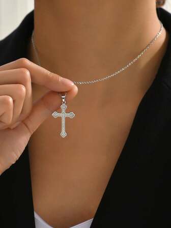 قلادة معلق على شكل صليب مرصعة بالألماس قطعة واحدة، قلادة معدنية فضية بسيطة مناسبة للجنسين، مناسبة للحفلات والتجمعات والخروجات والاستخدام اليومي والهدايا