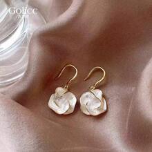 Camellia Flower Earrings For Women, Niche Design, High-End Feel, 2025 Hot-Selling Versatile Elegant Personality Stud Earrings - 白色0211 - 查看 1